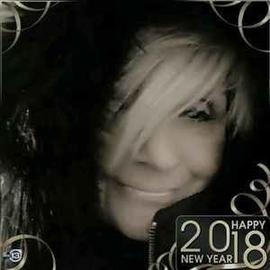 Meet your Posher, Debra